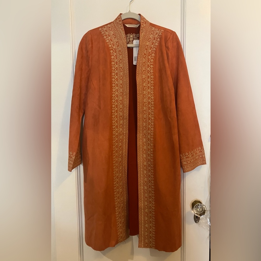 NWT Beautiful burnt orange suede overcoat, with hand sewn detailing, M